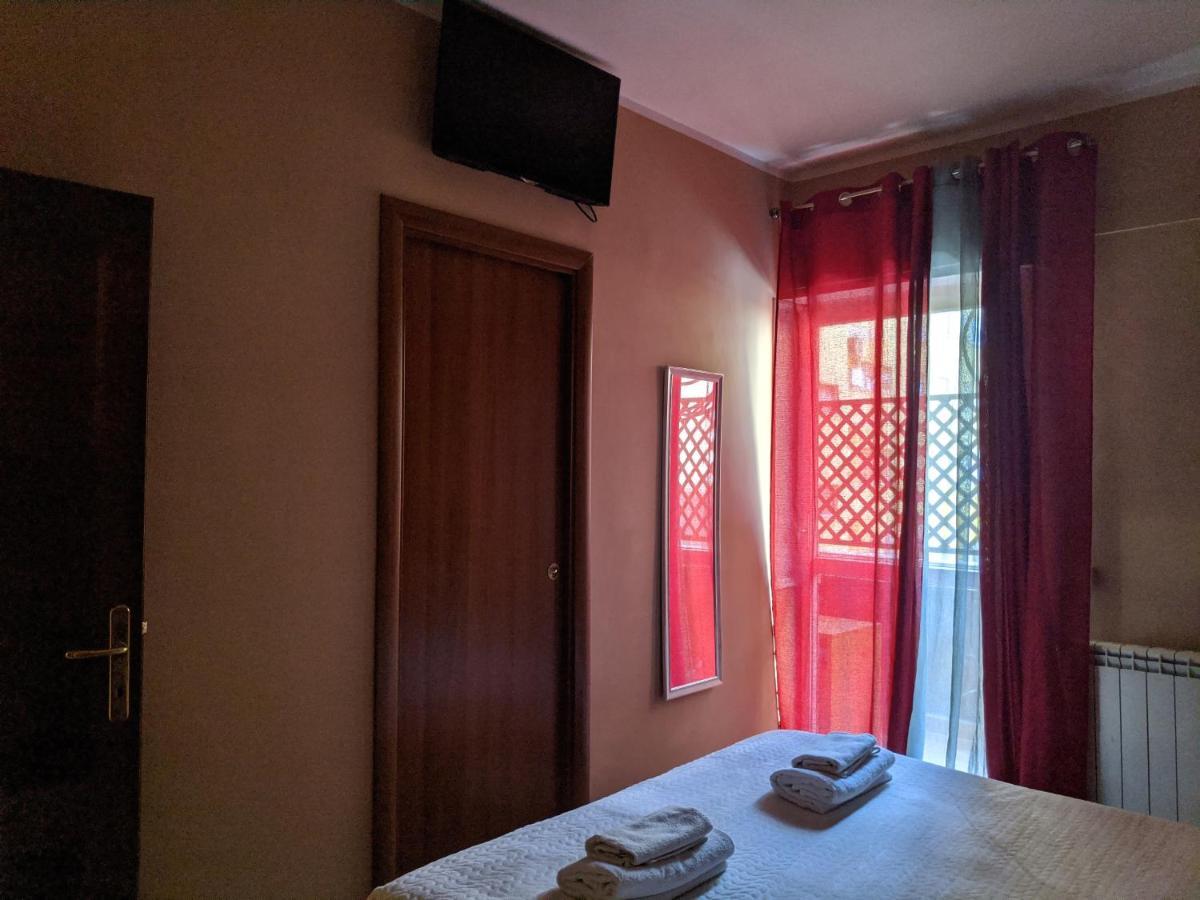 B&B Gina Trastevere Рим Екстериор снимка